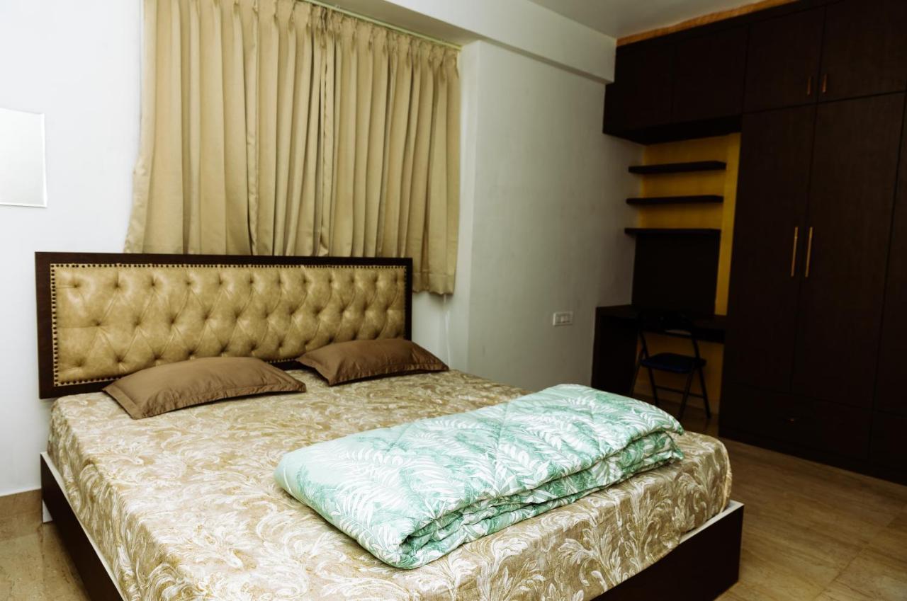 Rvr Home - Beautiful Rooms Бангалор Екстериор снимка