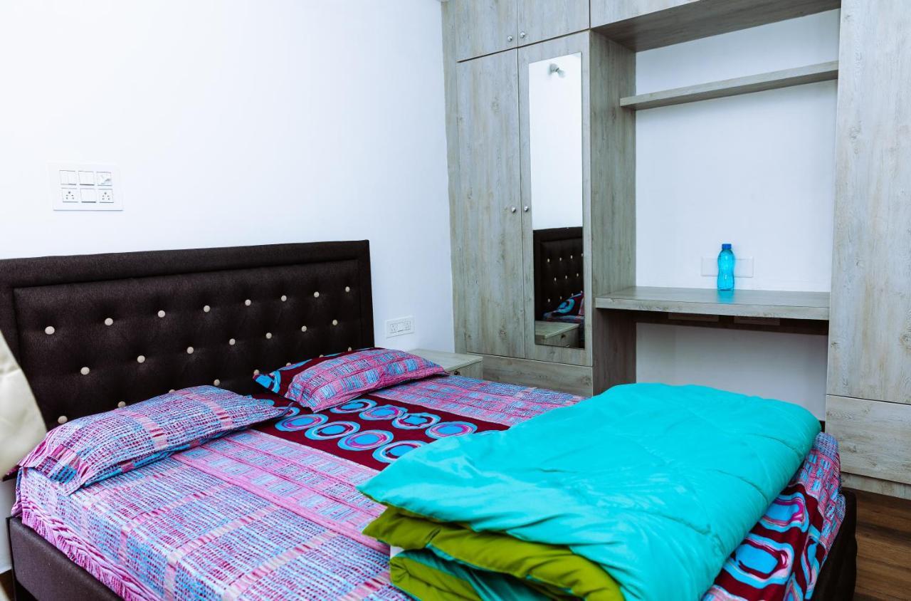 Rvr Home - Beautiful Rooms Бангалор Екстериор снимка